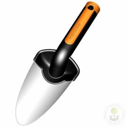 Совок FISKARS 137200