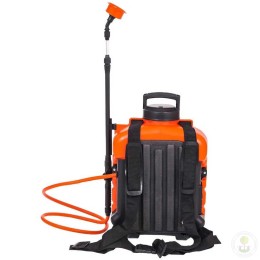 Опрыскиватель Жук аккумуляторный ранцевый